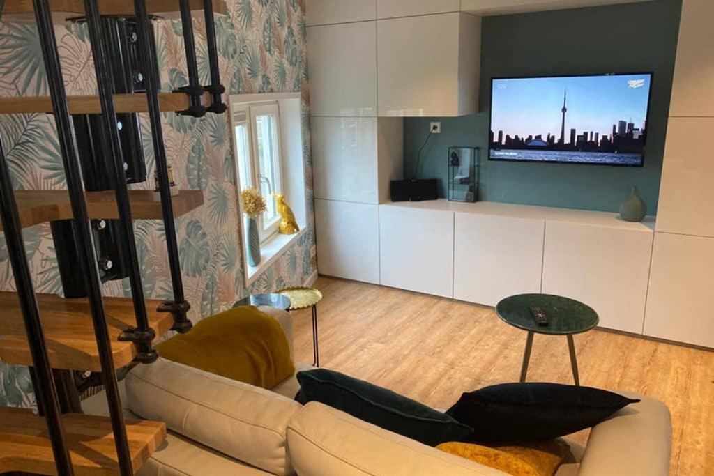 Tiny House Experience Oud Beijerland *